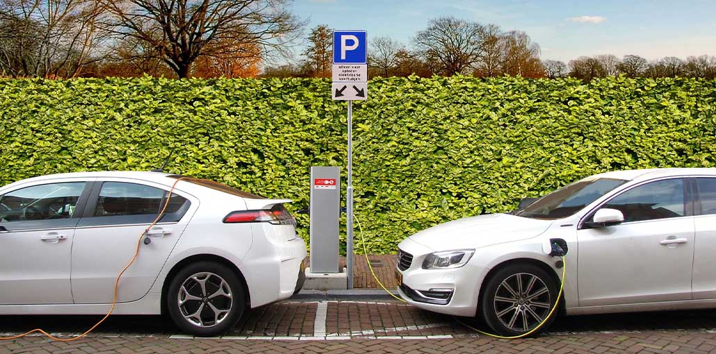 The Benefits of EV Charging Stations in Public Places