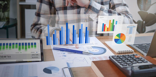 Benefits Of Integrating Pay Stubs With HR Tech Solutions