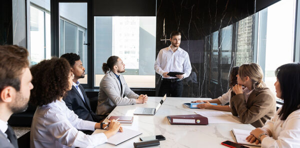 How to Pitch Investors