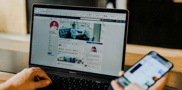 Facebook Story Viewer