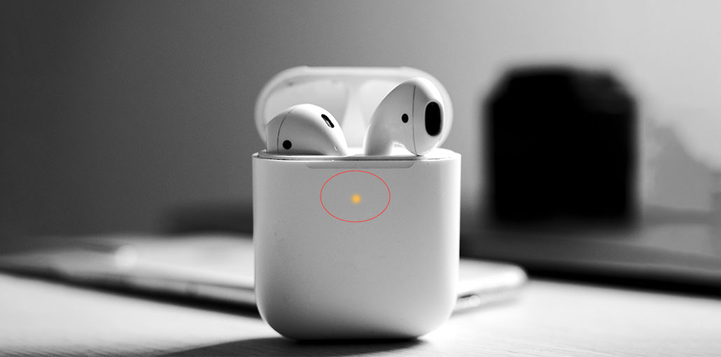 AirPods Flashing Orange