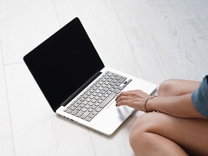 MacBook Won't Turn On