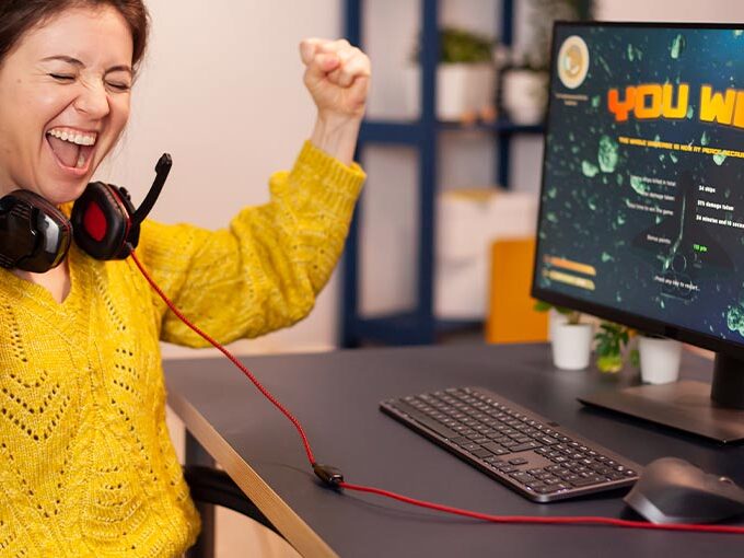 Live Chat Features Enhance Online Gaming